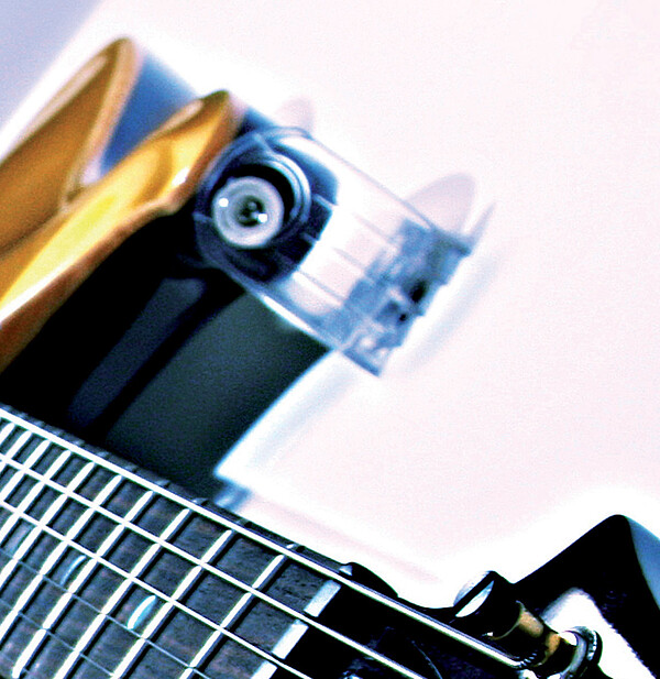 Woodies Guitar Hanger2 Les Paul® Style  