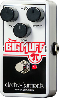 Der Nano Big Muff Pi kann alles, was der große Big Muff Pi auch kann. Mit seiner kleinen Bauform benötigt er jedoch viel weniger Platz auf dem Pedalboard. Im Nano steckt der gleiche Schaltkreis, … Electro Harmonix Nano Big Muff Pi