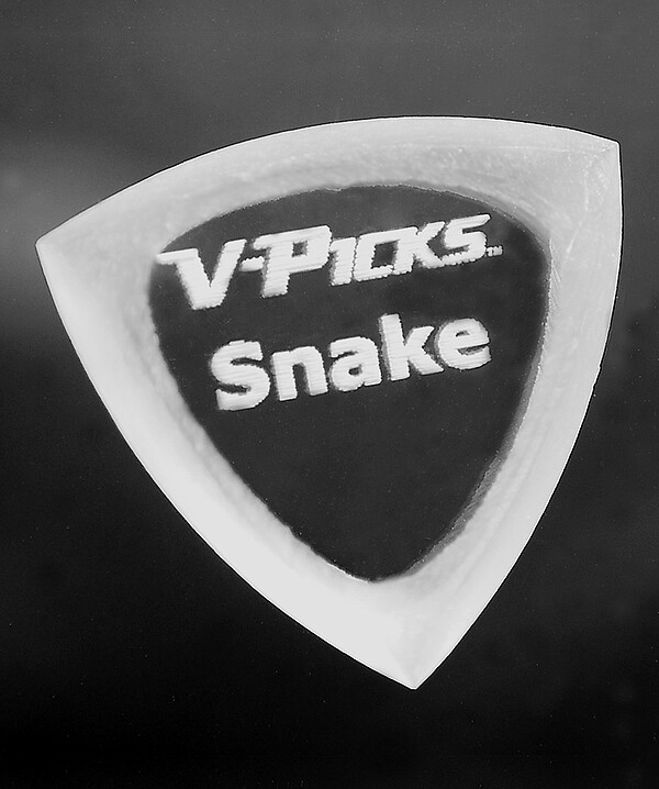 V-Pick Snake Pointed Ghost Rim Pick  