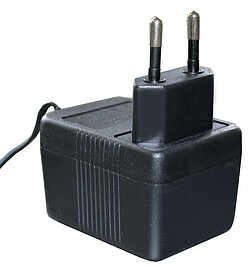 Electro Harmonix 9,6DC-200BI Netzteil  