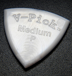 V-Pick Medium Pointed Pick Pearly gates  