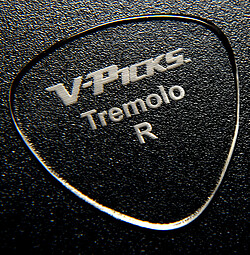 V-​Pick Tremolo Round Mandolin Pick  