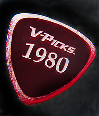 V-​Pick 1980 Guitar&Mandolin Pick rubyred 
